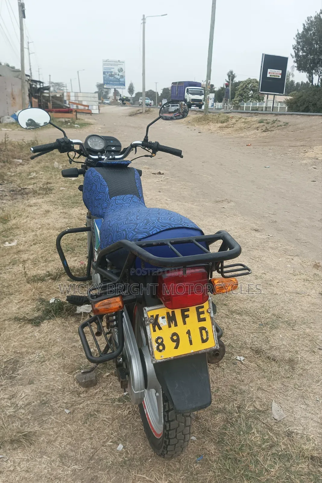 Honda CB 2021 Blue