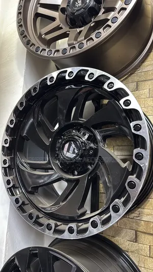 Size 17 Hilux/Prado Offset 9j Rims