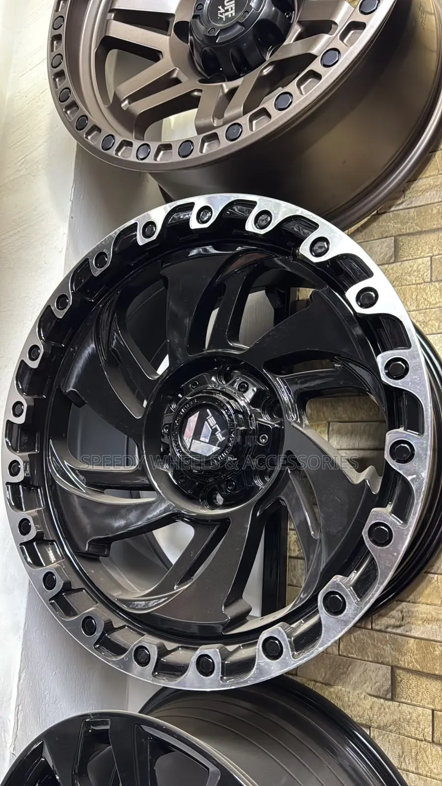 Size 17 Hilux/Prado Offset 9j Rims