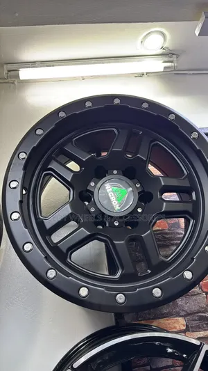 Size 17 Hilux/Prado Offset 9j Rims