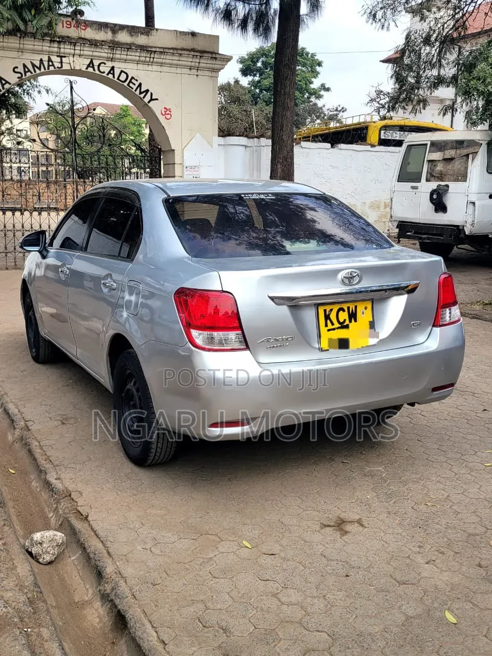 Toyota Axio 2012 Silver