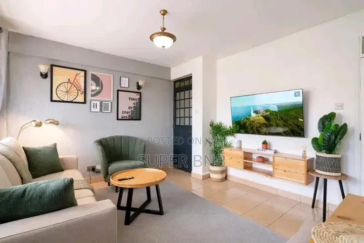 Cozy Westland 2 Bedroom Apartment on School Lane Near Sarit Centre