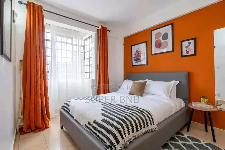 Cozy Westland 2 Bedroom Apartment on School Lane Near Sarit Centre