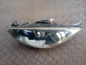 Demio 2010 Headlight Zenon