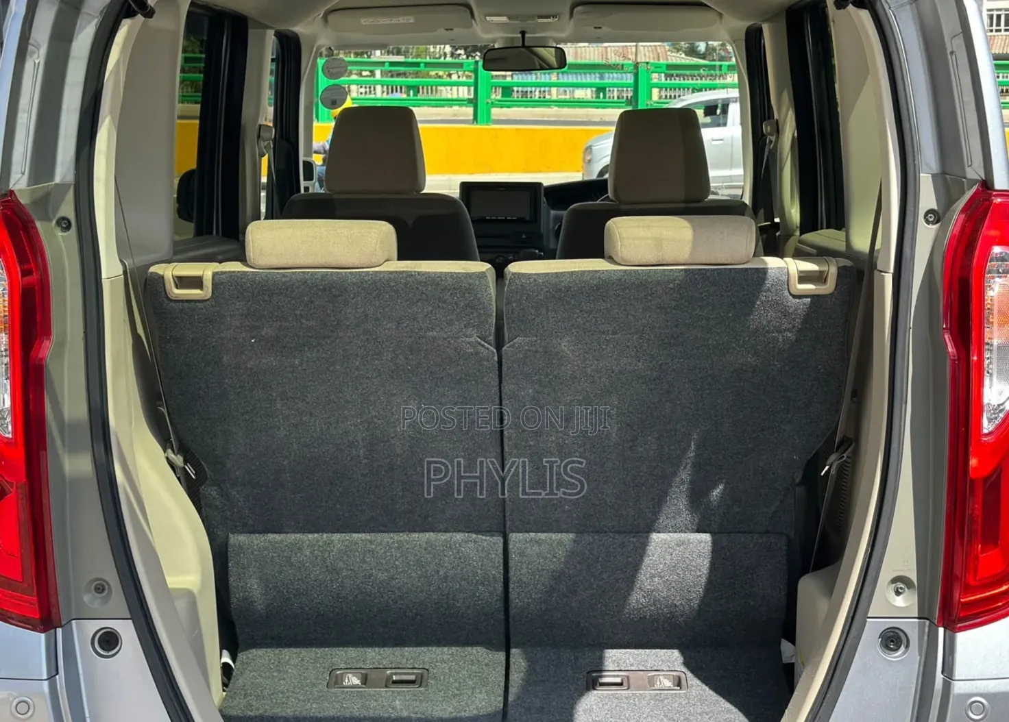 Honda N-Box 2019 Silver