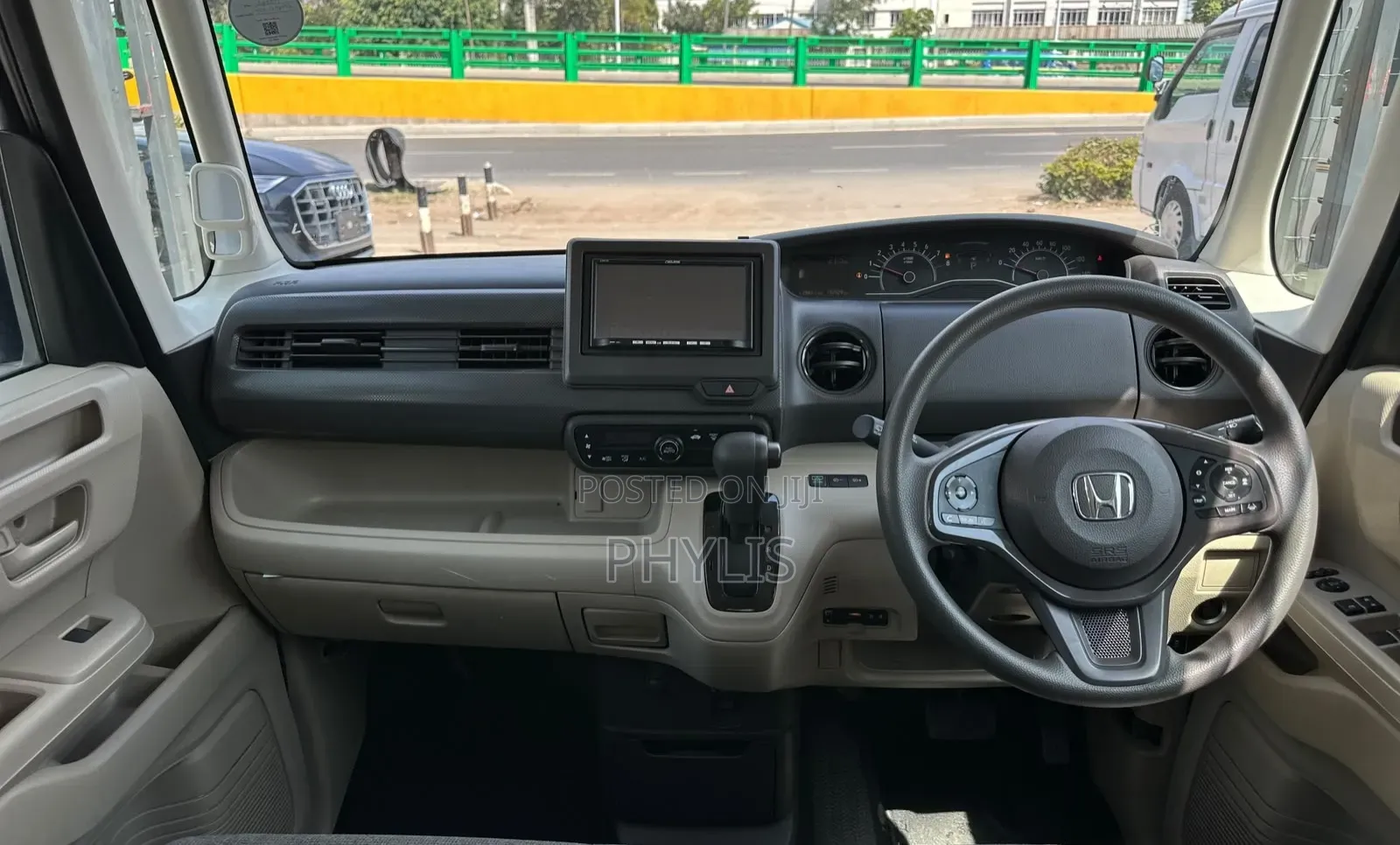 Honda N-Box 2019 Silver