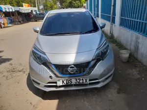 Nissan Note 2018 Silver