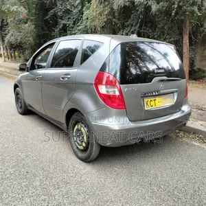 Mercedes-Benz A-Class 2011 Gray