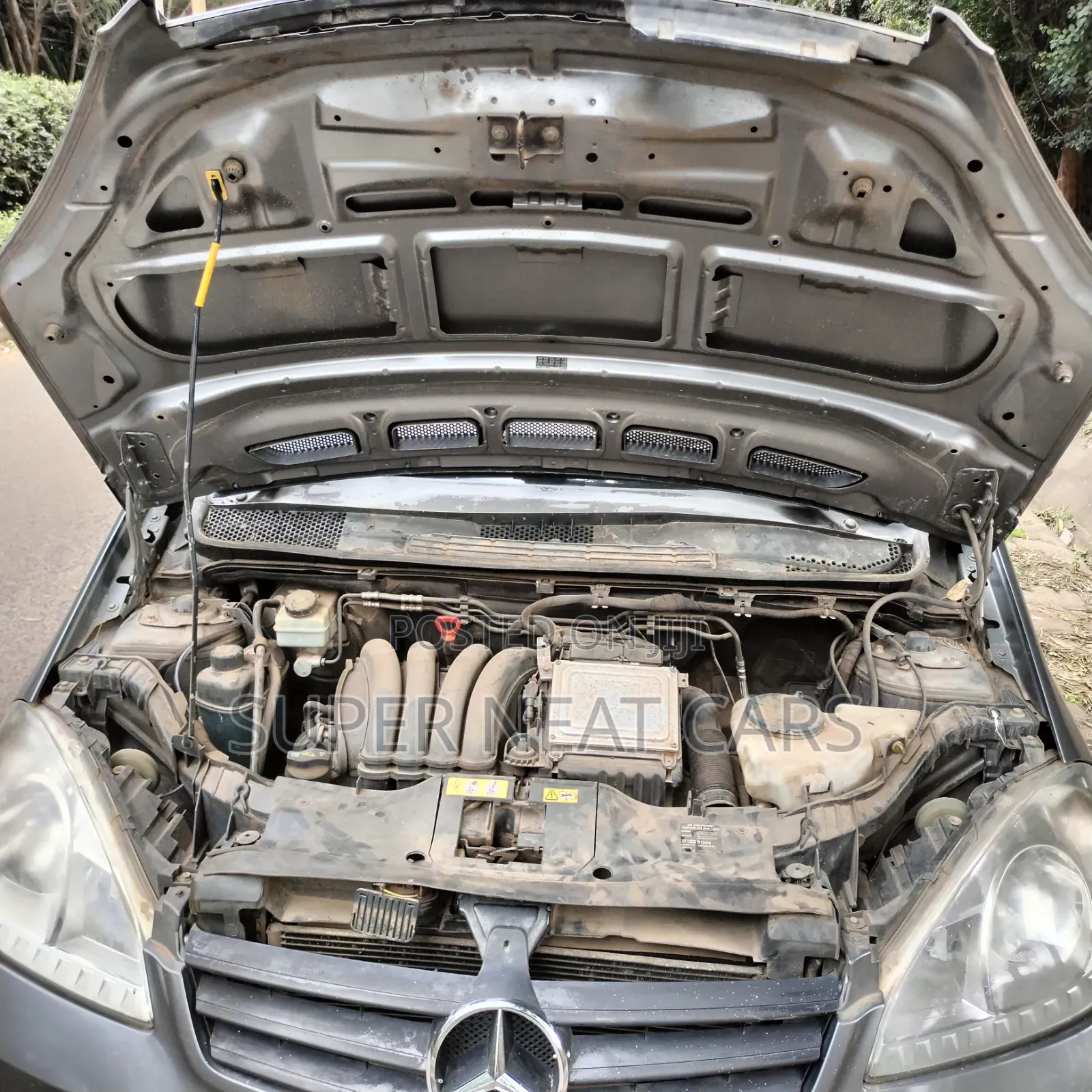 Mercedes-Benz A-Class 2011 Gray