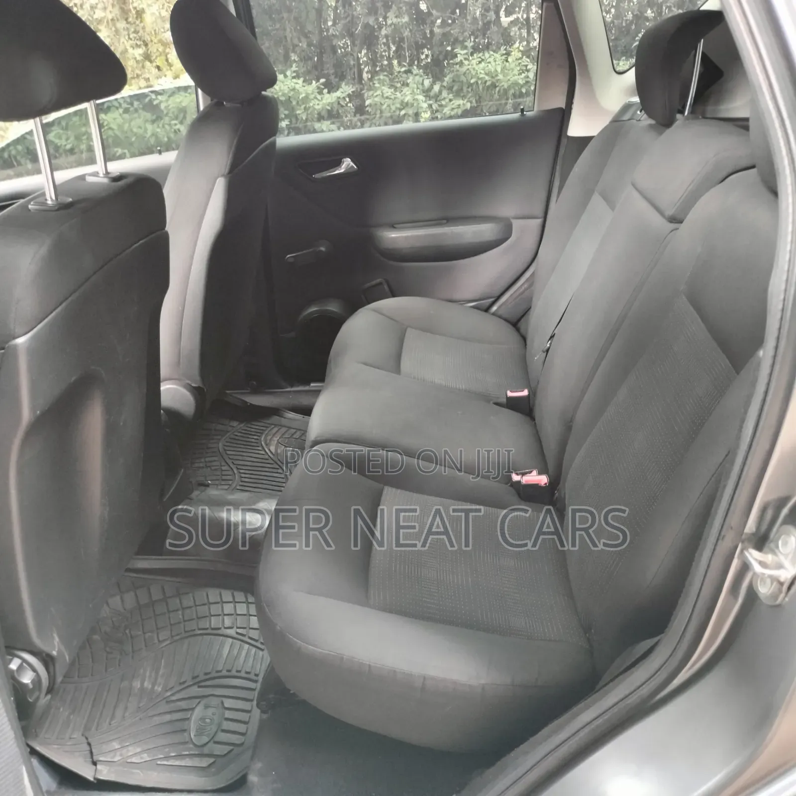 Mercedes-Benz A-Class 2011 Gray