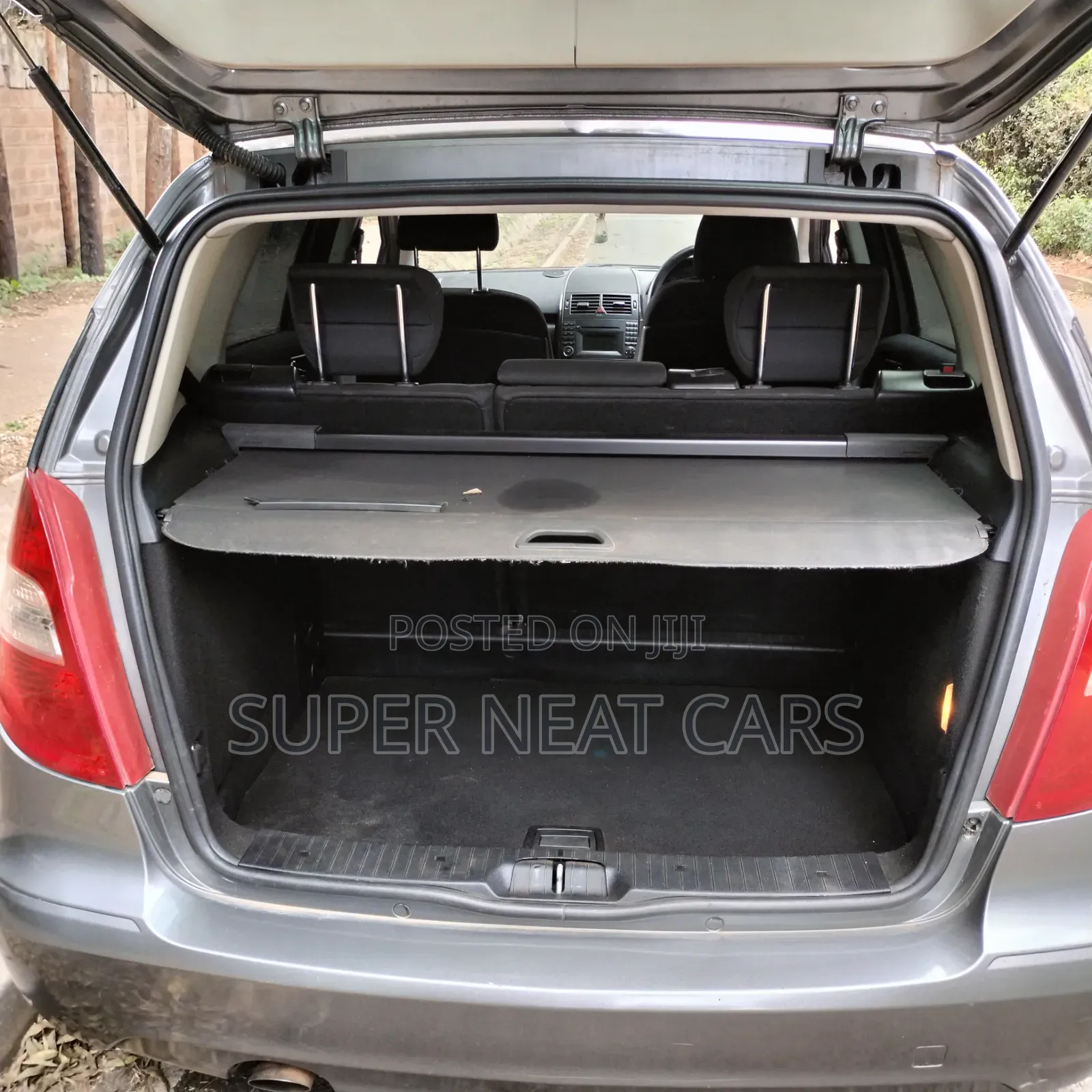 Mercedes-Benz A-Class 2011 Gray