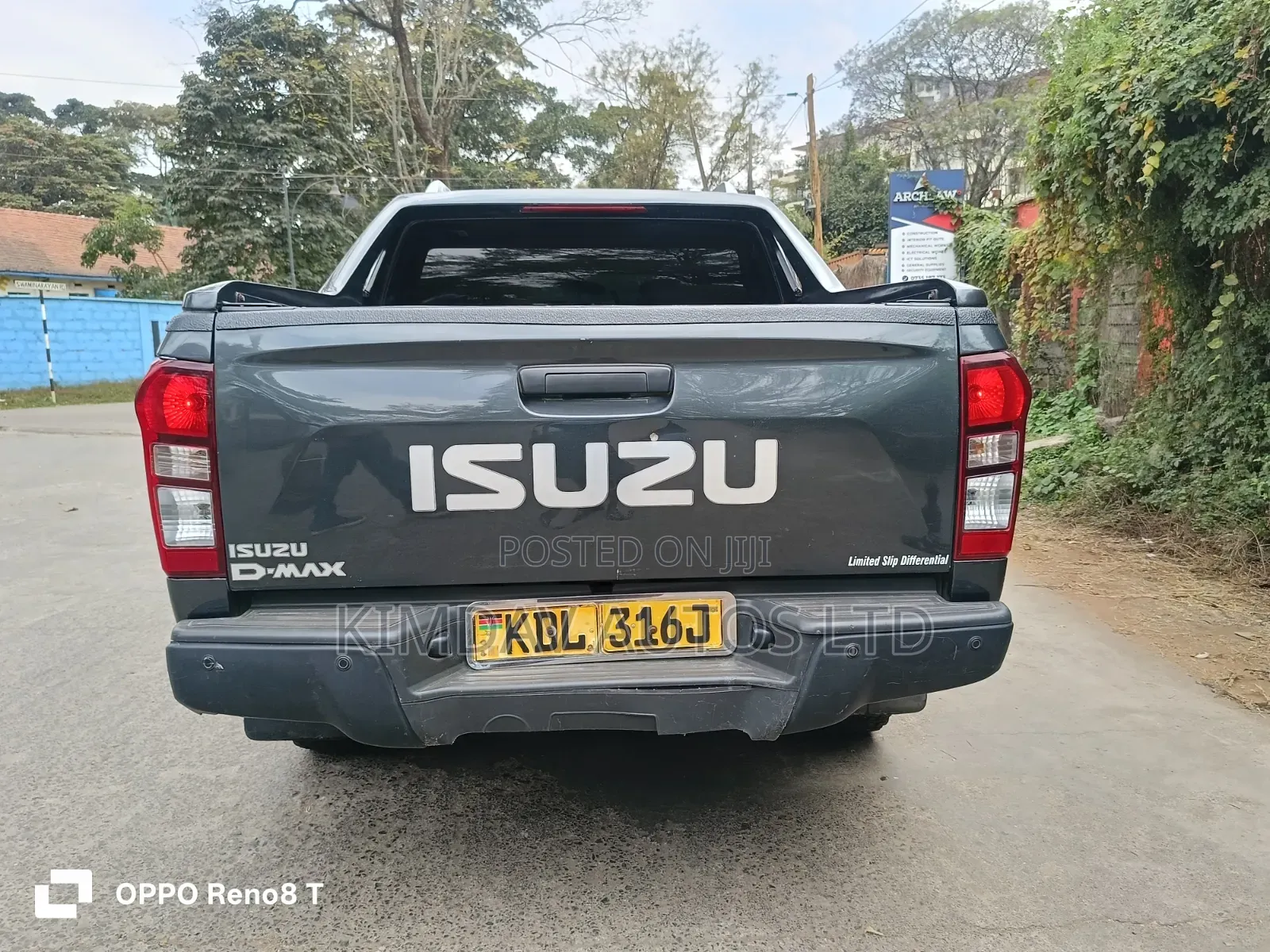 Isuzu D-MAX 2022 Gray
