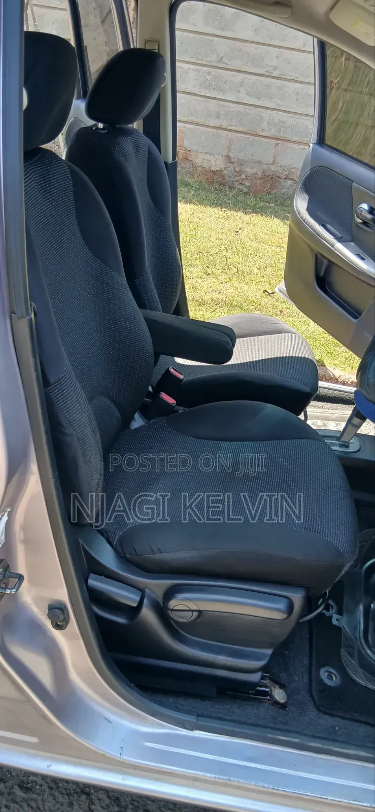 Nissan Note 2010 Purple