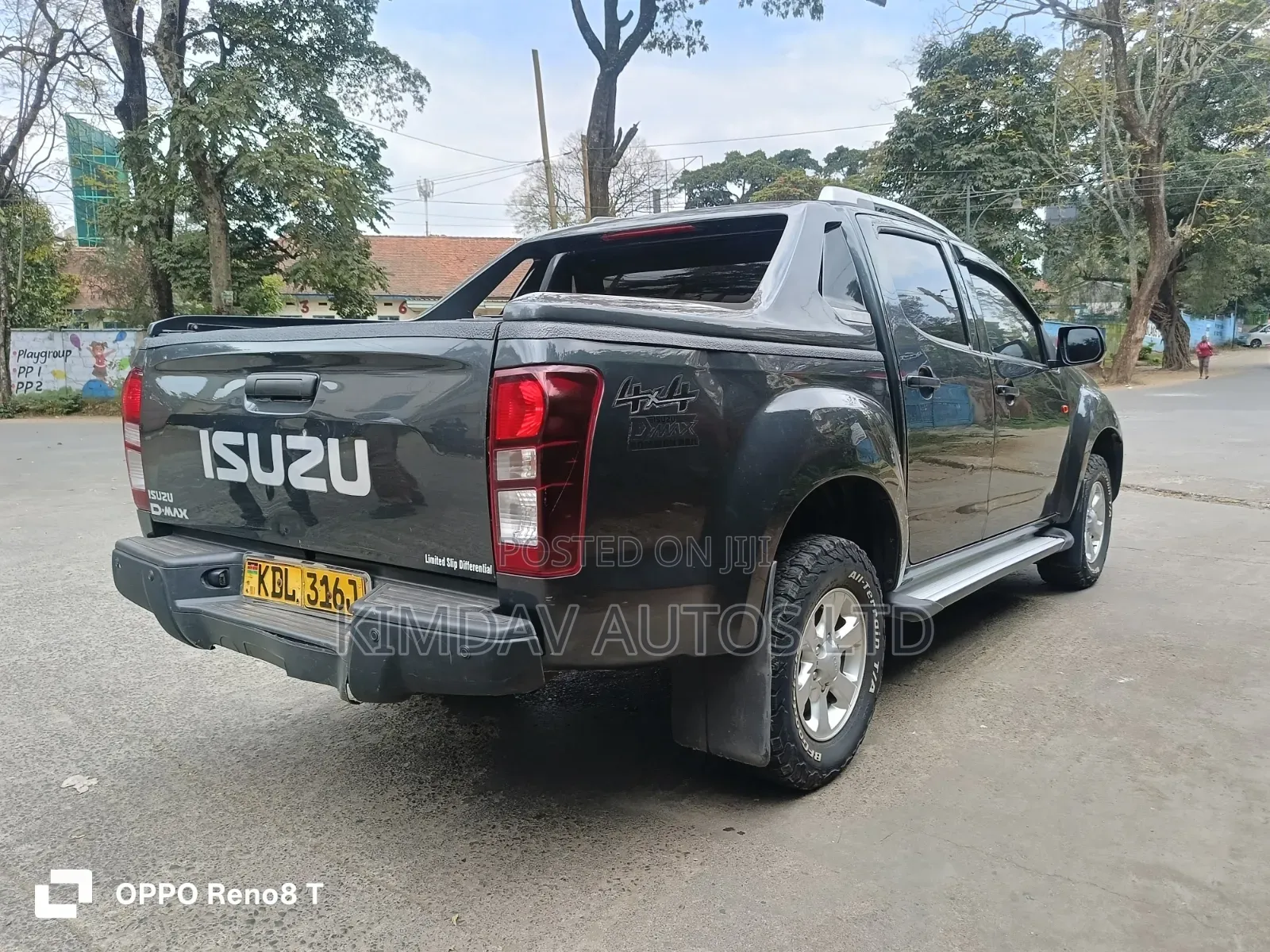 Isuzu D-MAX 2022 Gray