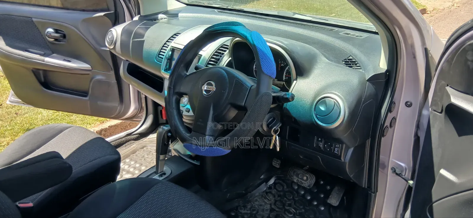 Nissan Note 2010 Purple