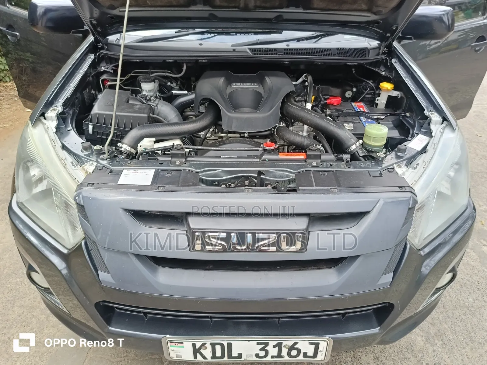 Isuzu D-MAX 2022 Gray