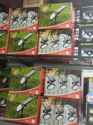 4pieces Solar Powered LED Yard Lights