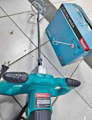 Makita Mixer