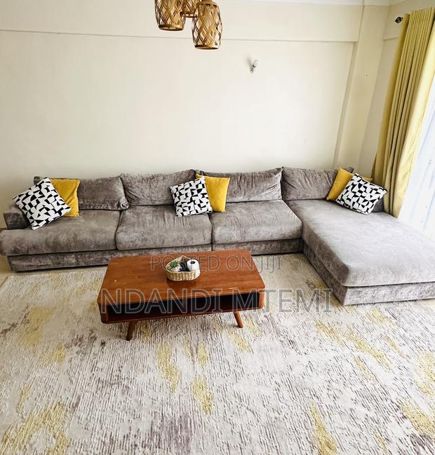 Premium Extra-Large 8-Seater L-Shaped Sectional Sofa - thumbnail 3
