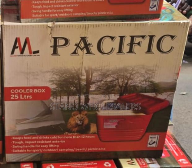 25l Pacific Cooler Box