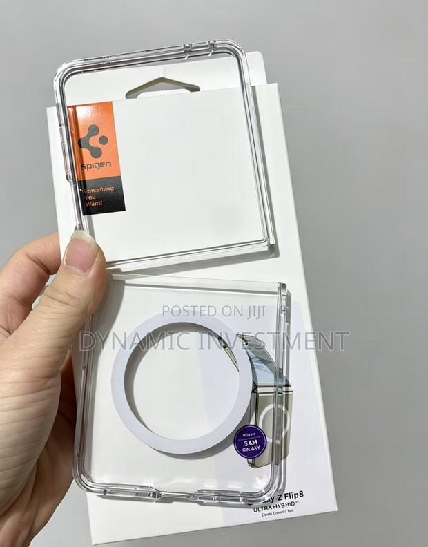 Samsung Galaxy Z Flip 8 Spigen Magnetic Clear Transparent Case/Cover