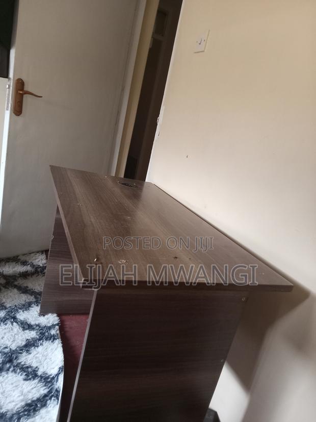 Study Desk - main view