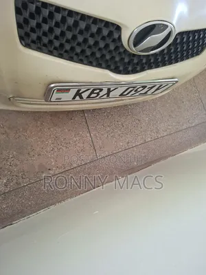 Toyota Vitz 2007 Beige