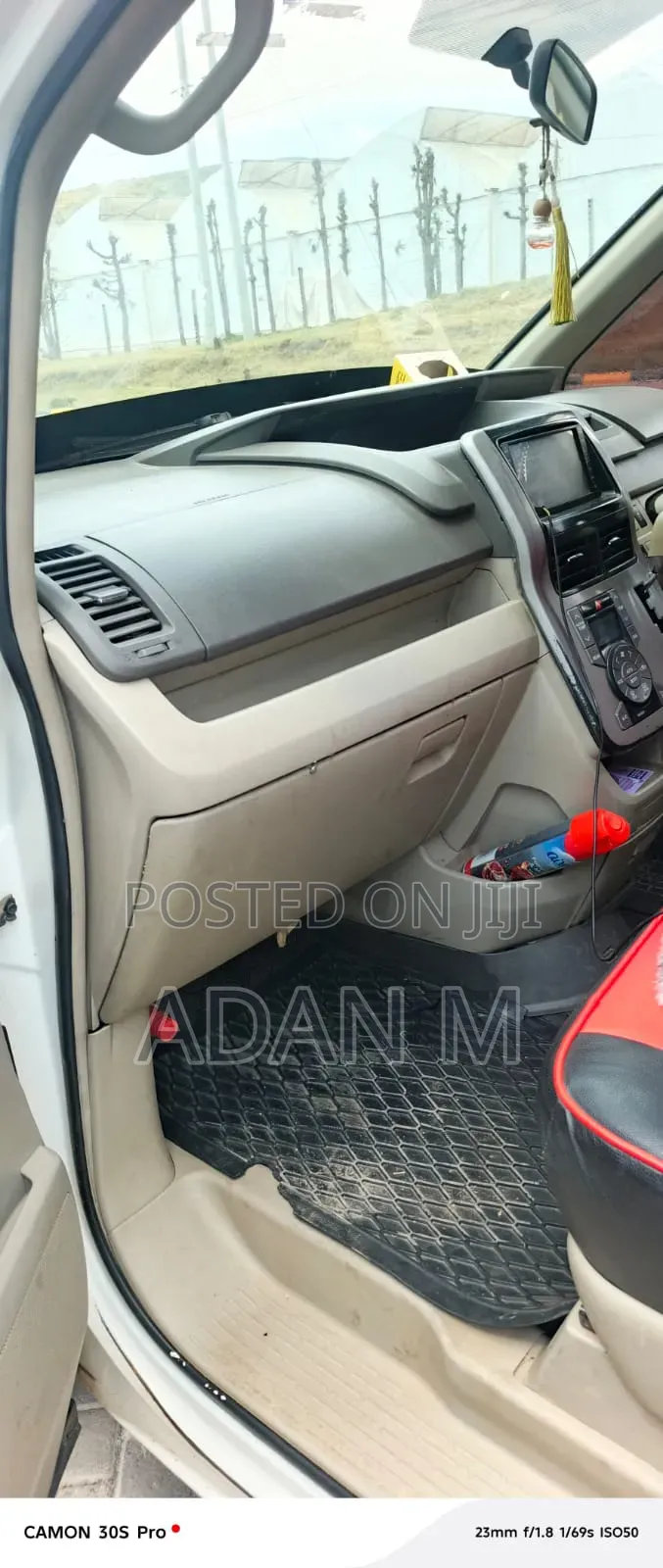 Toyota Noah 2008 White