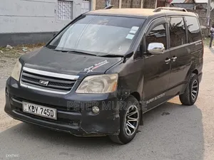 Toyota Noah 2006 Black