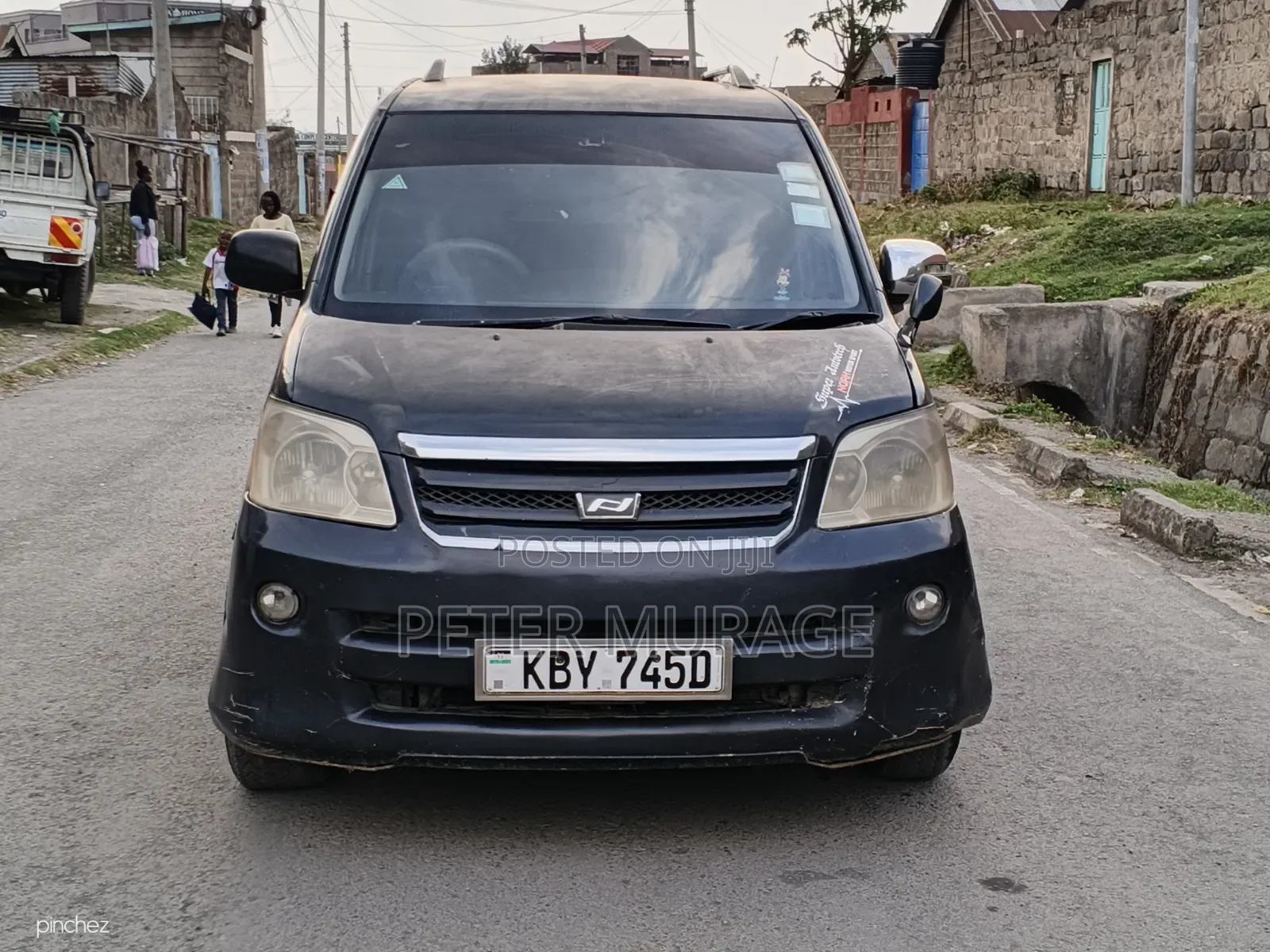 Toyota Noah 2.0 AWD (8 Seater) 2006 Black