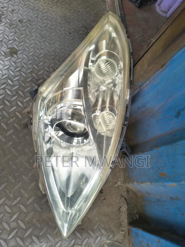 Suzuki Swift Headlight Xenon - thumbnail 2