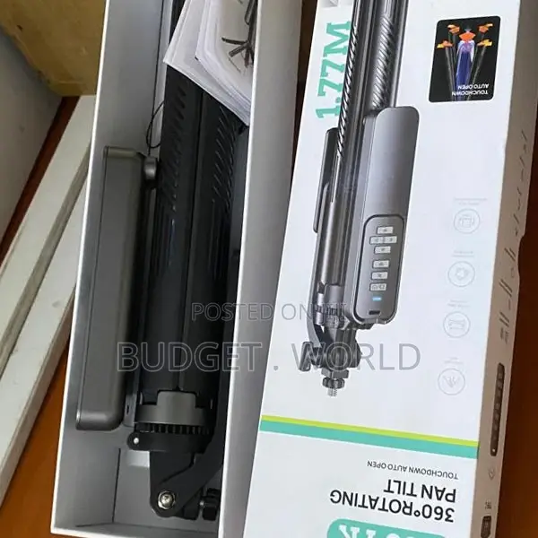 T05 Multifunctional 360° Phone Selfie Stick Tripod