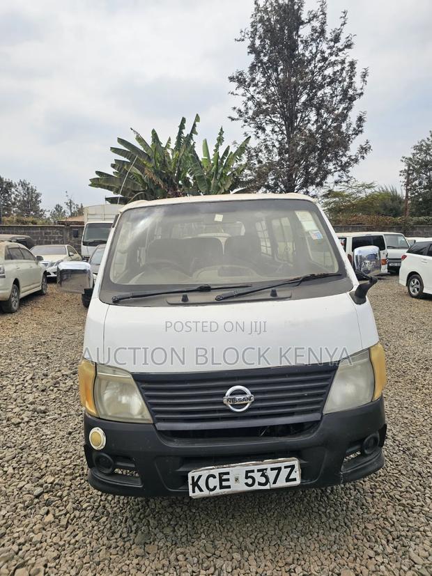 Nissan Caravan (Urvan) 2008 White