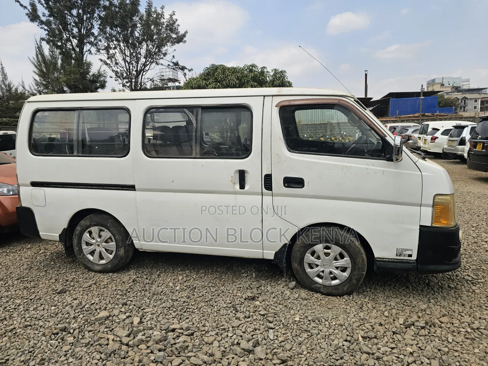 Nissan Caravan (Urvan) 2008 White