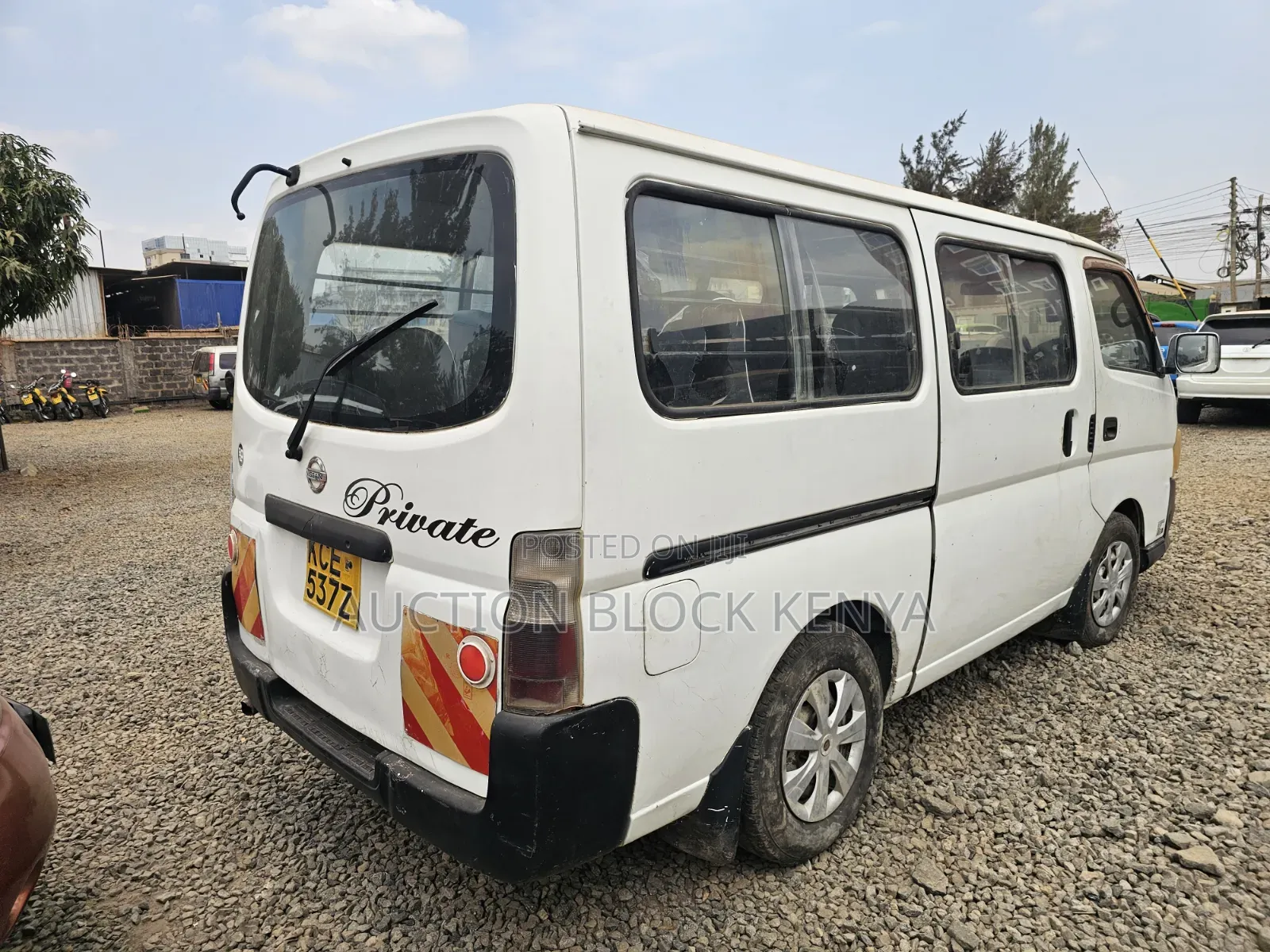 Nissan Caravan (Urvan) 2008 White