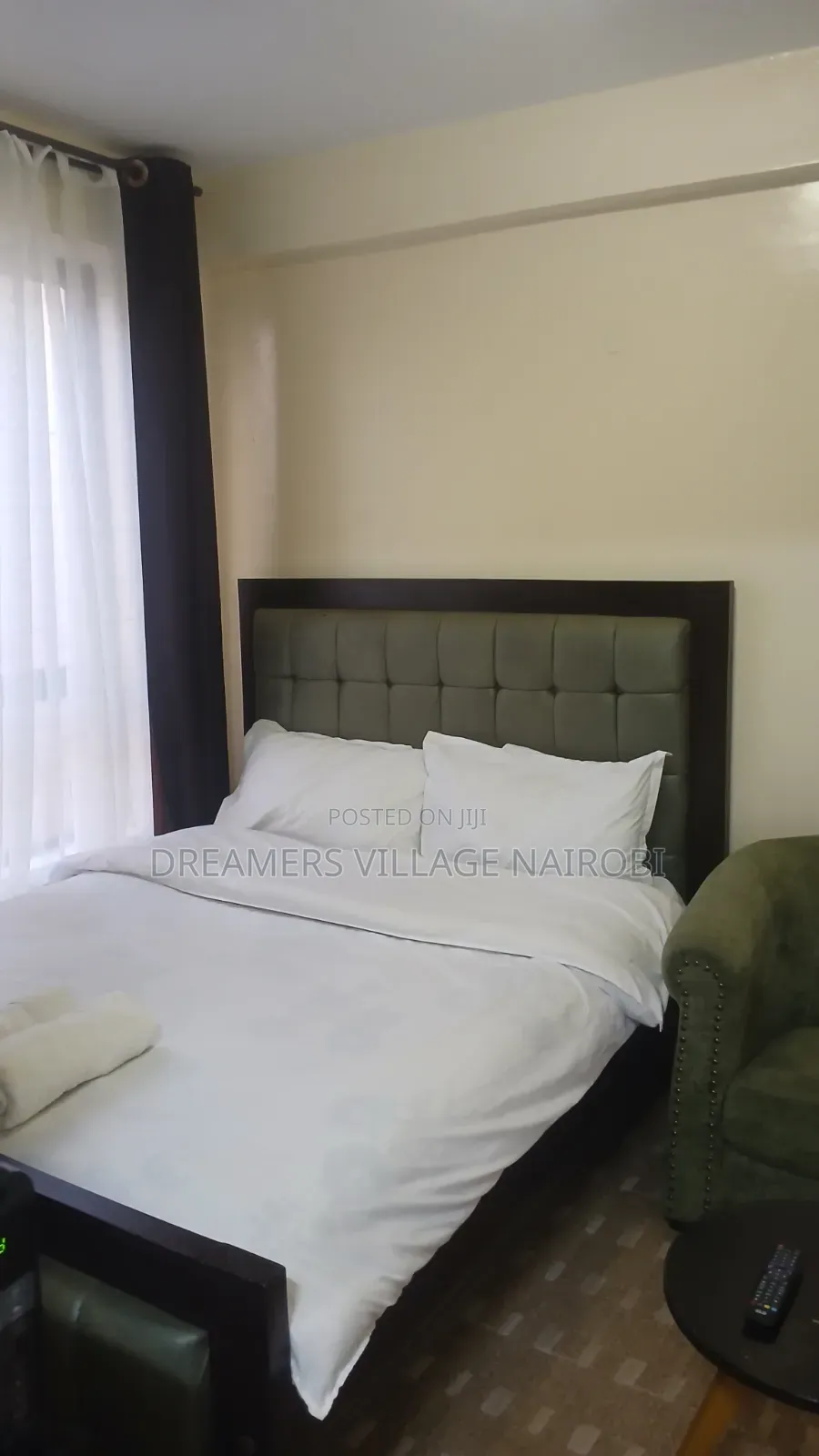 Studio Airbnb Unit in Kikuyu (Parking and Lift)