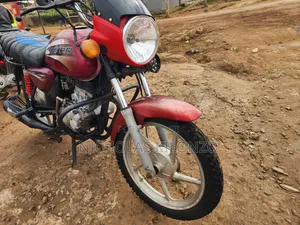 Bajaj Boxer 2017 Red