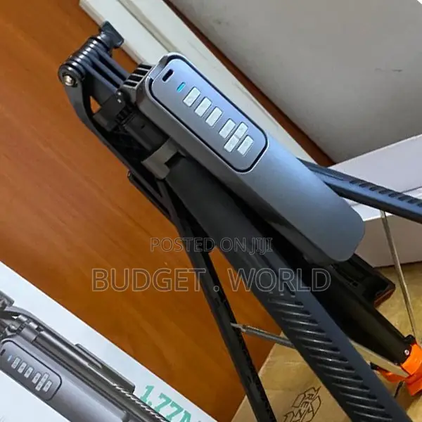 T05 Rotatable 360° Selfie Stick Phone Tripod for Vlogging