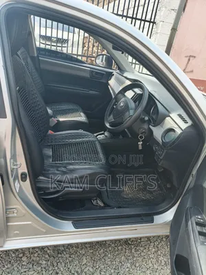 Toyota Axio 2014 Silver