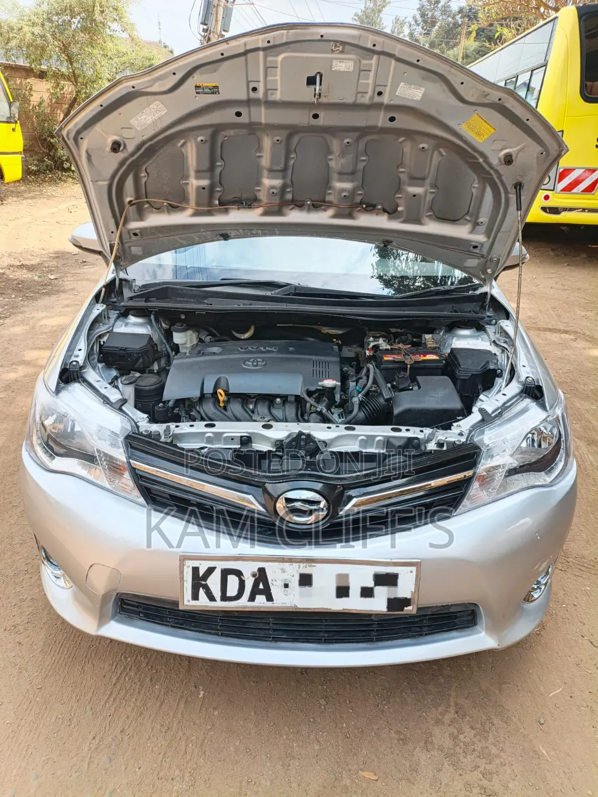 Toyota Axio 2014 Silver