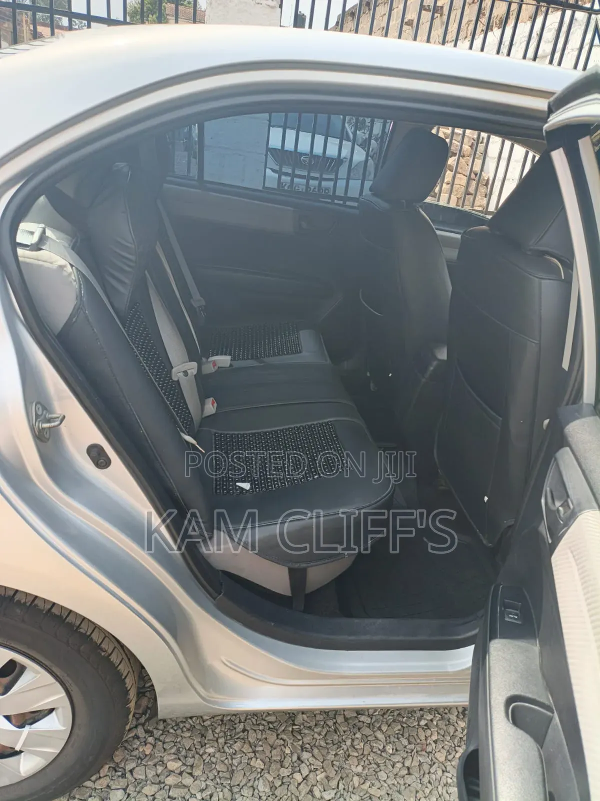 Toyota Axio 2014 Silver