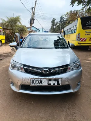 Toyota Axio 2014 Silver