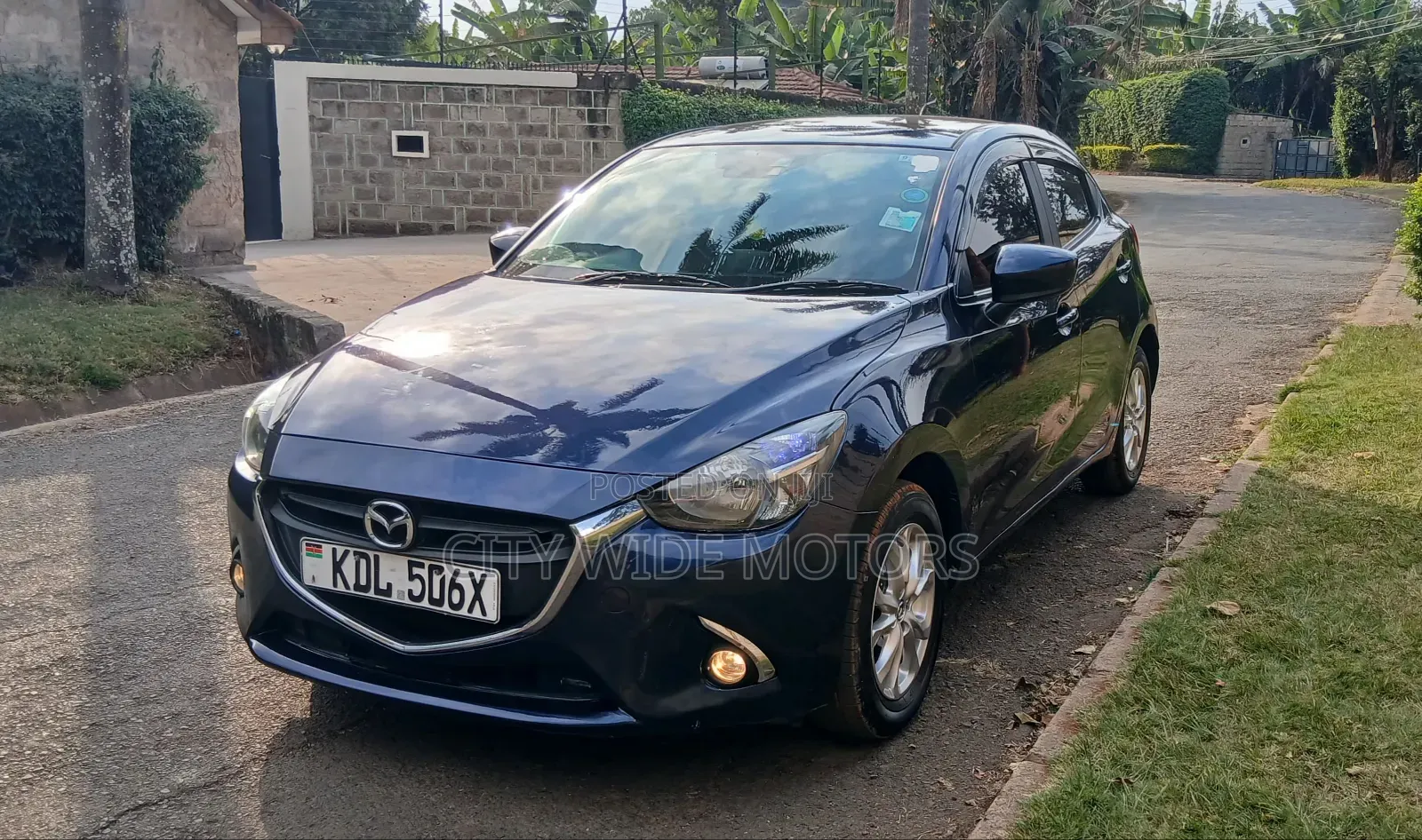 Mazda Demio 2016 Blue