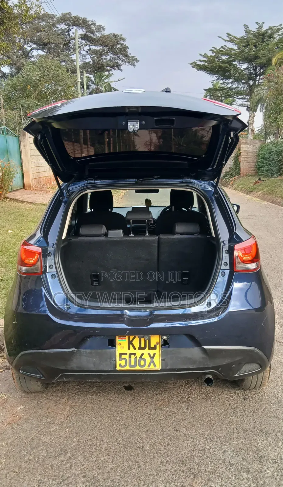 Mazda Demio 2016 Blue