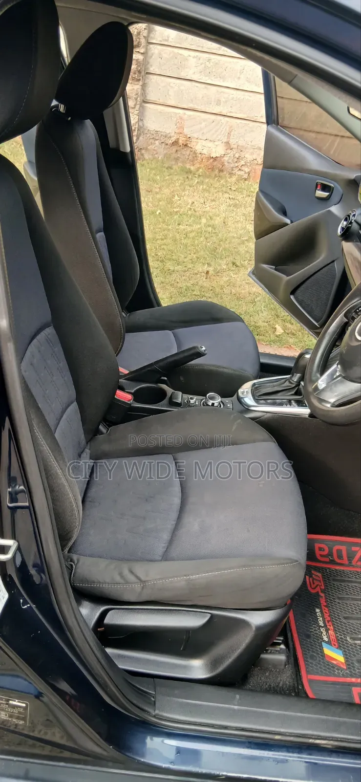 Mazda Demio 2016 Blue