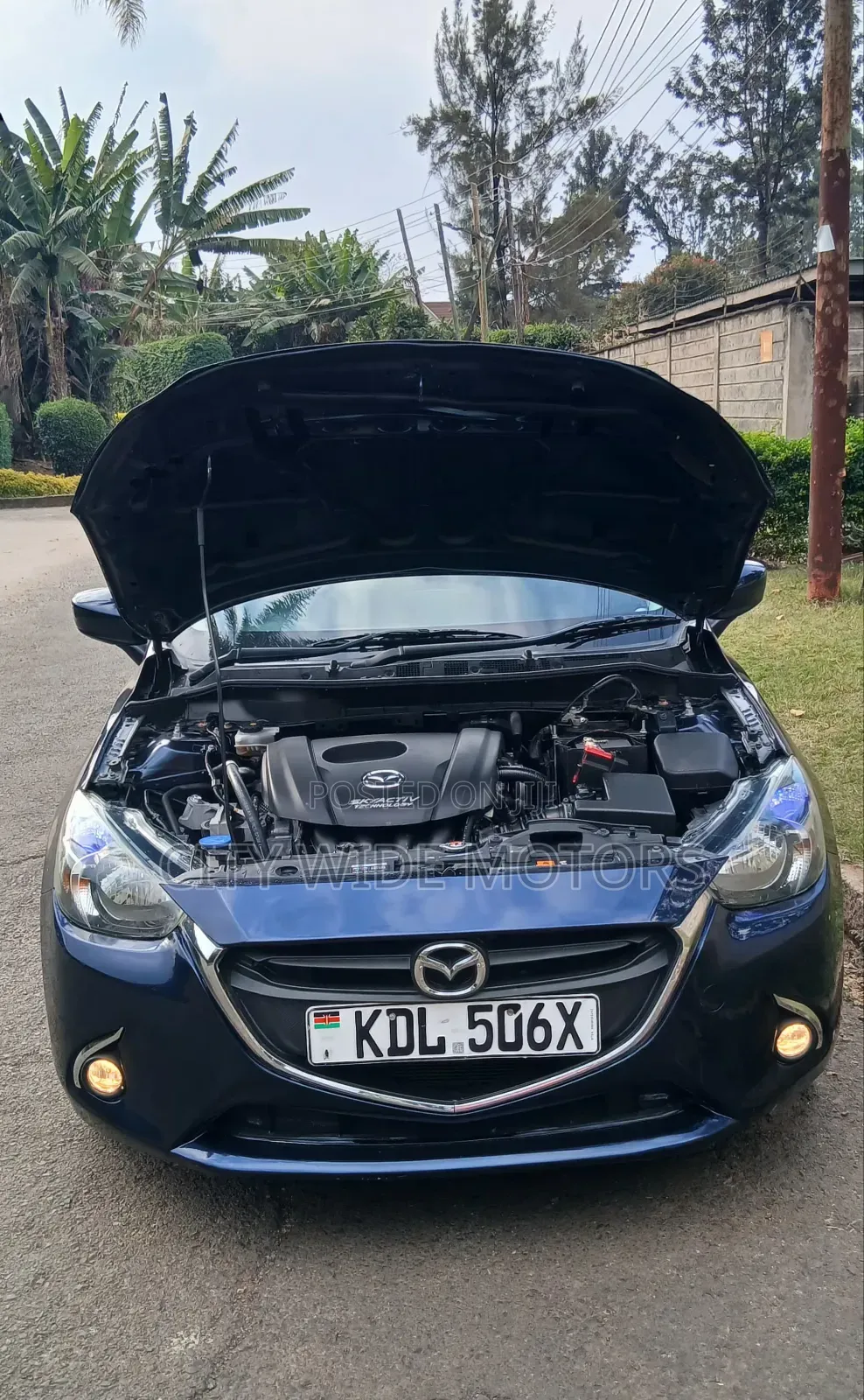 Mazda Demio 2016 Blue