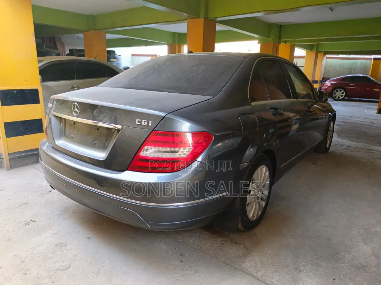 Mercedes-Benz C180 2012 Gray