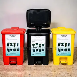Factory Direct Prices 30L Hard Plastic Waste Garbage Dust Pedal Bin