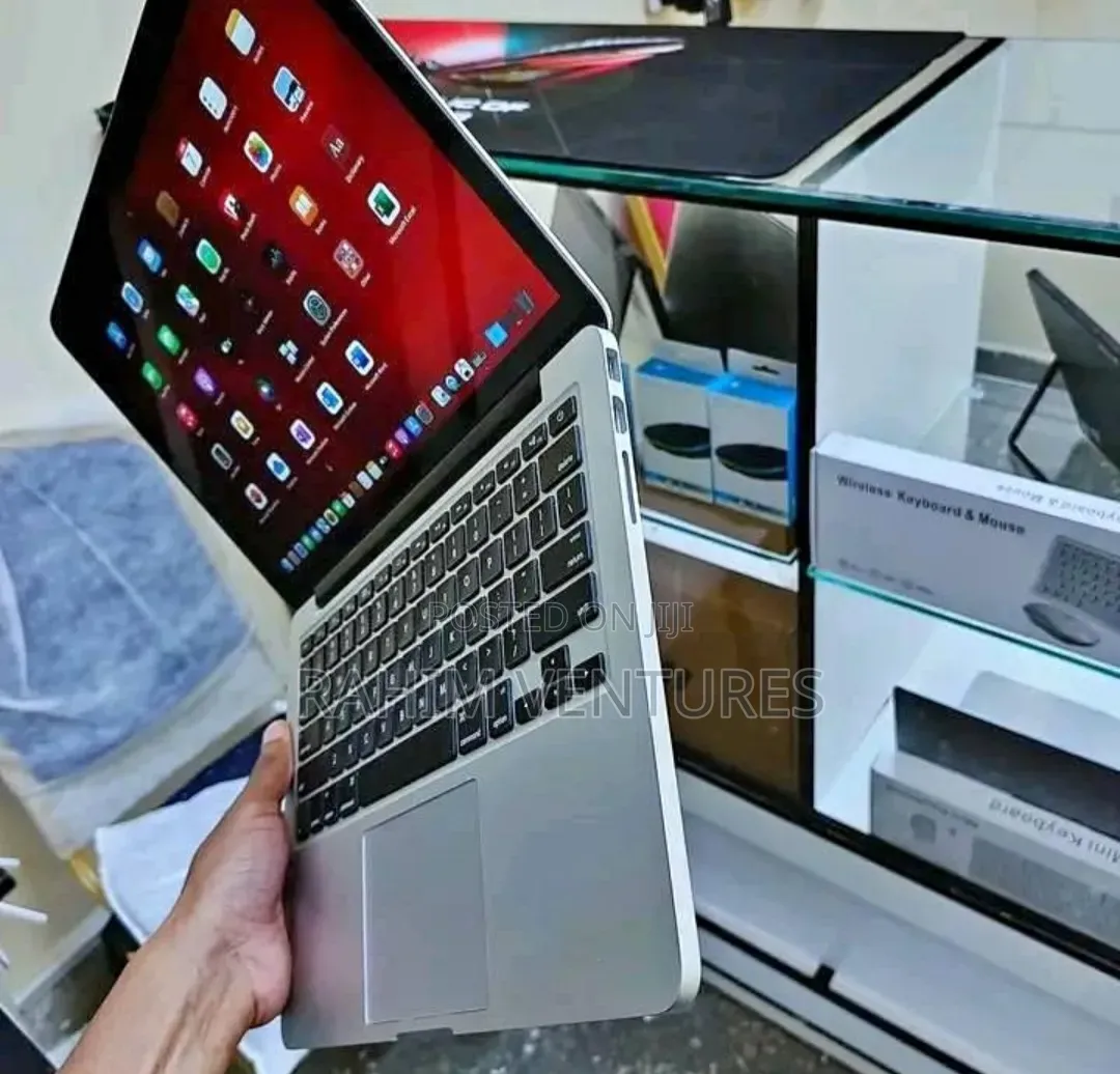 Laptop Apple MacBook Air 2011 4GB Intel Core i5 SSD 128GB