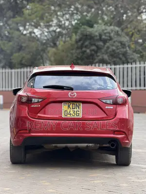Mazda Axela 2017 Red